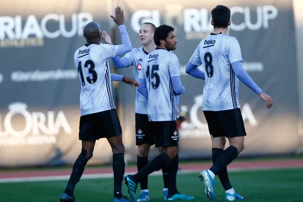 besiktas-sivasspor-maci-canli-izleme-yollari-besiktas-sivasspor-canli-yayin-nasil-izlenir-1598982652091.jpg Beşiktaş Sivasspor maçı canlı izleme yolları! Beşiktaş Sivasspor maçı hangi kanalda yayınlanacak?-5