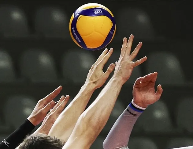 Efeler 3-2 mağlup oldu