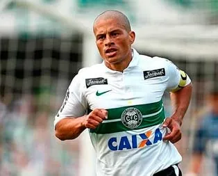 Alex’in jübilesine 8 Fenerli gidiyor!