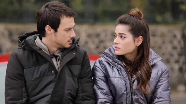 Reytinge kurban gitti! Büyük umutlarla başlamıştı! Kanal D o dizinin fişini çekti! İzleyiciler şokta-3