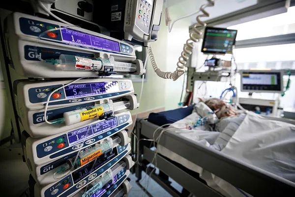 Omicron varyantının yeni belirtileri ortaya çıktı! Bunları yaşıyorsanız dikkat!-7