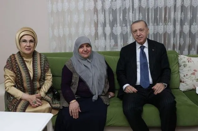Kılıçarslan ailesi Başkan Erdoğan ve eşi Emine Erdoğan'ı ağırladıkları iftarı anlattı: Çocuklar ona boşuna Tayyip Dede demiyor
