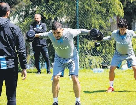 Hosseini’ye 2 kulüp talip