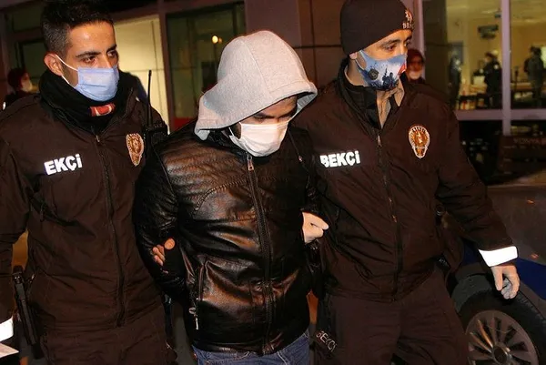 Konya’nın Beyşehir ilçesinde eşini boğazından bıçakladı! Polisi arayıp her şeyi itiraf etti-8