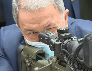 Bakan Akar ve TSK komuta kademesinden Havelsan'da inceleme! Hedefi tek atışta vurdu