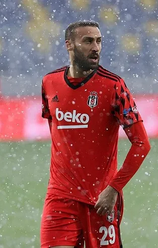 Kartal’da Cenk Tosun şoku!