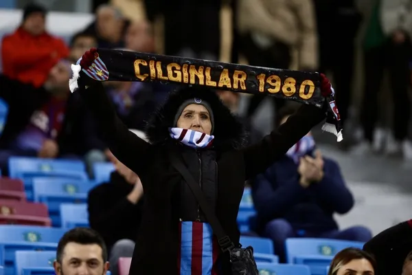 Ziraat Türkiye Kupası | Karadeniz derbisinde kazanan Trabzonspor: 3-0 (MAÇ SONUCU ÖZET)-11