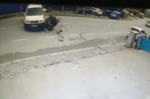 Son dakika: Beykoz'da feci motosiklet kazası! Kaza anı güvenlik kamerasında