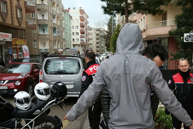 Son dakika: İçişleri Bakanlığı'ndan 81 ilde dev operasyon: 2 bin 806 kişi yakalandı-7