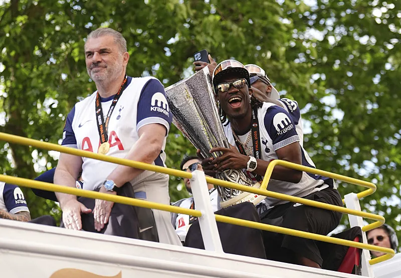 Avrupa şampiyonu yıldız Fenerbahçe'ye! Transferde Amrabat tarifesi - 23