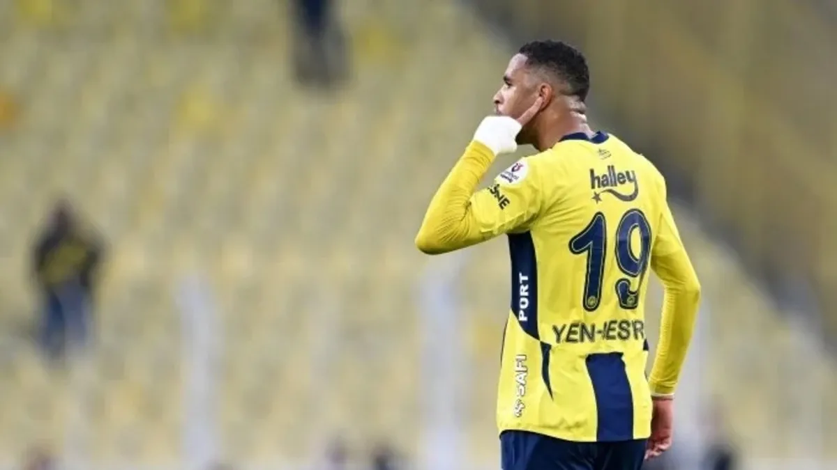 Youssef En-Nesyri'ye tribünlerden protesto