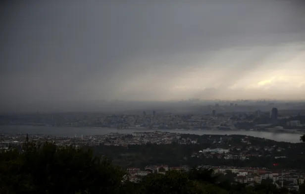 meteorolojiden-o-bolgeler-icin-kuvvetli-yagis-uyarisi-hafta-sonu-hava-nasil-olacak-cumartesi-ve-pazar-1607715276622.jpg Meteoroloji'den o bölgeler için kuvvetli yağış uyarısı! Hafta sonu hava nasıl olacak? Cumartesi ve pazar...-3