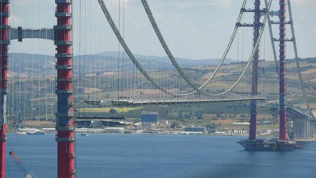 Ulaştırma ve Altyapı Bakanı Karaismailoğlu’ndan 1915 Çanakkale Köprüsü paylaşımı