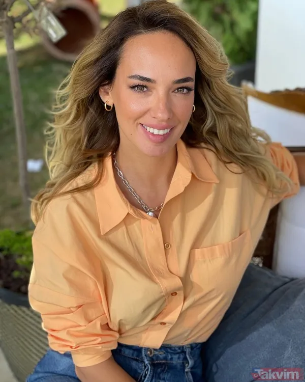 4 ay önce doğum yapmıştı! Seda Bakan’dan siyah bikinili kumsal pozları! Hadise’nin sıkı dostuna bakın sosyal medyaya damga vurdu... - 3