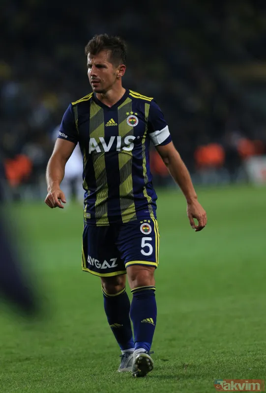 Fenerbahçe ve Milli Takımımızın kaptanı Emre Belözoğlu: Her Türk vatandaşı Barış Pınarı Harekatı'nı desteklemeli - 16