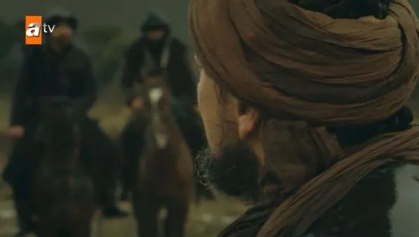 osman-bey-kilicini-cekti-kurulus-osman-83-bolum-fragmani-yayinlandi-bu-topraklar-bizimdir-1645046786500.jpg