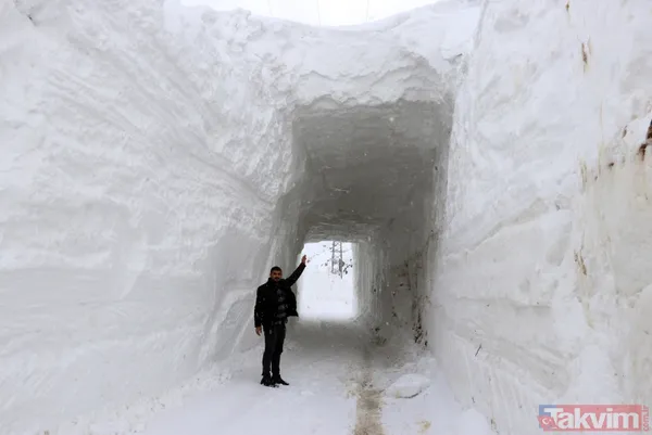 Ağrı'da çığ düşen köy yolunda ulaşım "kardan tünel" ile sağlanıyor - 6