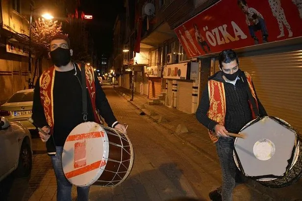 Istanbul Da Ramazan Davulculari Maske Takarak Mesaiye Basladi Takvim
