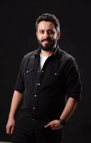 Mehmet Karadağ Loreal Paris’in eğitiminde Barbara Palvin ile buluşacak