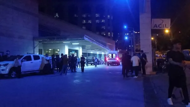 icisleri-bakani-ali-yerlikaya-aci-haberi-duyurdu-jandarma-uzman-cavus-aydin-ceylan-sehit-dustu-1686175925329.jpeg İçişleri Bakanı Ali Yerlikaya acı haberi duyurdu! Jandarma Uzman Çavuş Aydın Ceylan şehit düştü-4