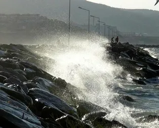 İstanbulda sağanak yağış başladı! İDO ve BUDO seferleri iptal edildi