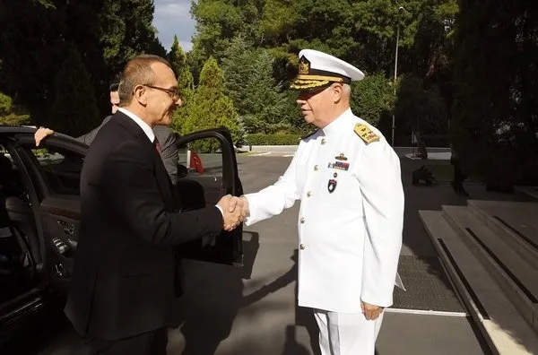 donanma-komutani-koramiral-kadir-yildiz-kimdir-kadir-yildiz-nereli-kac-yasinda-hangi-gorevlerde-bulundu-iste-h-1690911704992.jpg Kadir Yıldız nereli, kaç yaşında, hangi görevlerde bulundu? Donanma Komutanı Koramiral Kadir Yıldız kimdir? İşte hayatı ve biyografisi-4