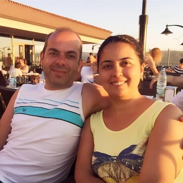 istanbulda-igrenc-goruntuler-kargocu-apartman-icinde-buyuk-tuvaletini-yapti-paketle-sildi-1630666613251.jpg İstanbul'da iğrenç görüntüler! Kargocu apartman içinde büyük tuvaletini yaptı paketle sildi-5