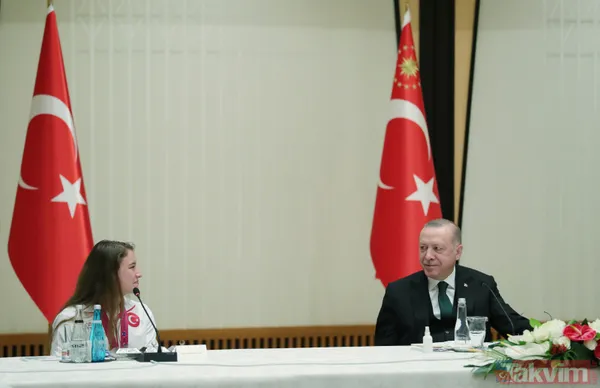 Başkan Erdoğan Avrupa ve dünya şampiyonalarında madalya alan cimnastikçileri kabul etti! - 1