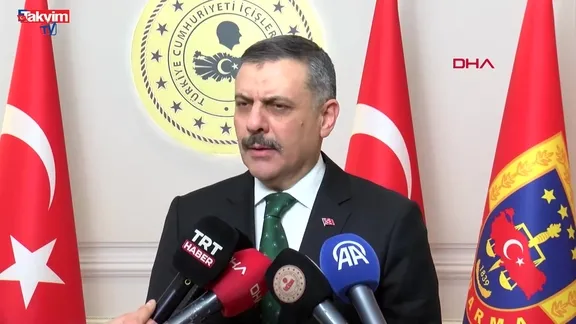 Aracına sonradan multimedya ekran veya ses sistemi taktırdıysan dikkat! Son tarih 1 Nisan | Bakan Çiftçi açıkladı: Ceza 21 bin lira...