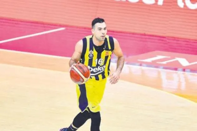 Kostas Sloukas kaldı Melli&Guduric gitti