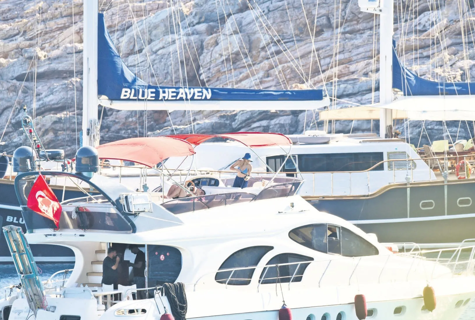 Ünlülerin Bodrum çıkarması