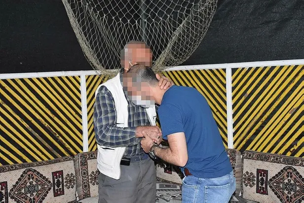 Son dakika: Muş'ta jandarmanın ikna ettiği PKK'lı terörist, güvenlik güçlerine teslim oldu-4