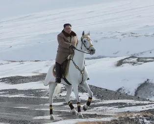 Kuzey Kore lideri Kim Jong Unun bu kareleri paylaşıldı! Dünya yine diken üstünde