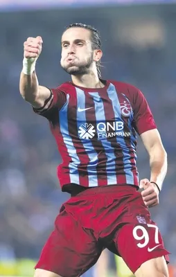 Yusuf Yazıcı atıyor Trabzon kazanıyor