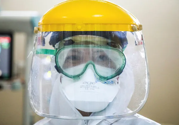 koronavirusu-yenen-bashekim-yardimcisi-docent-bu-herkesin-korkmasi-gereken-bir-sey-1608487690508.jpg Koronavirüsü yenen başhekim yardımcısı doçent: Bu herkesin korkması gereken bir şey-3