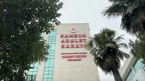 Son dakika: Samsun'da Atatürk Anıtı'na saldıran iki kişiye 9'ar yıl hapis istemi!-3