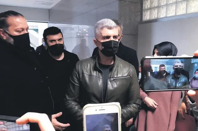 Özcan Deniz eski eşi Feyza Aktan'a açtığı velayet davasını kaybedince olay açıklamalar yaptı! "Verilen kararı.."