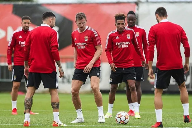 galatasaraydan-ocak-operasyonu-4-isim-topun-agzinda-gedson-fernandes-icin-tum-sartlar-zorlanacak-1635379074491.jpeg Galatasaray'dan Ocak operasyonu! 4 isim topun ağzında, Gedson Fernandes için tüm şartlar zorlanacak-5