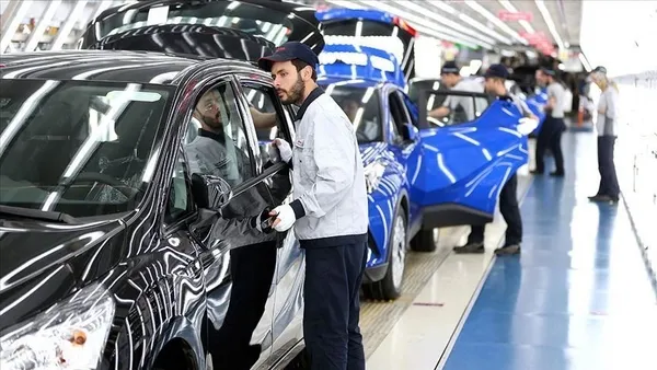 otomotivde-toparlanma-suruyor-temmuzda-artti-1596710147636.jpg Otomotivde toparlanma sürüyor! Temmuzda arttı-2