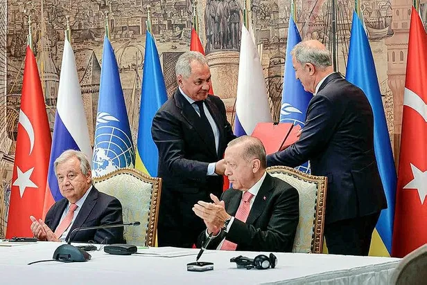 fransiz-siyaset-bilimci-charles-saint-prottan-turkiyeye-ovgu-dolu-sozler-her-sey-onlarin-sayesinde-1658759407111.jpeg Fransız siyaset bilimci Charles Saint-Prot'tan Türkiye'ye övgü dolu sözler: Her şey onların sayesinde...-1