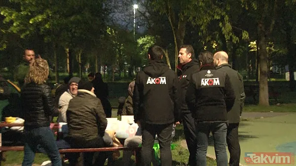 İstanbullu deprem sonrası geceyi dışarıda geçirdi: Parklar bahçeler camiler... - 32