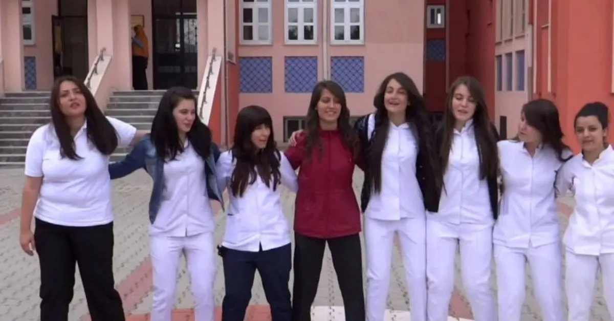 Saglik Meslek Lisesi Taban Tavan Puanlari Nedir 2019 Saglik Meslek Lisesi Bos Kontenjanlari Aciklandi Mi Takvim