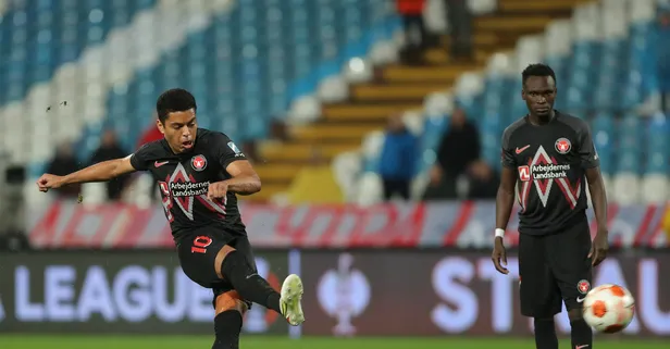 Galatasaray 10 numarasına kavuşuyor! Evander'in imzası an meselesi