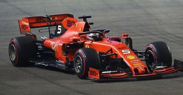 F1’de Ferrari pilotu Sebastian Vettel’den sezonun ilk zaferi