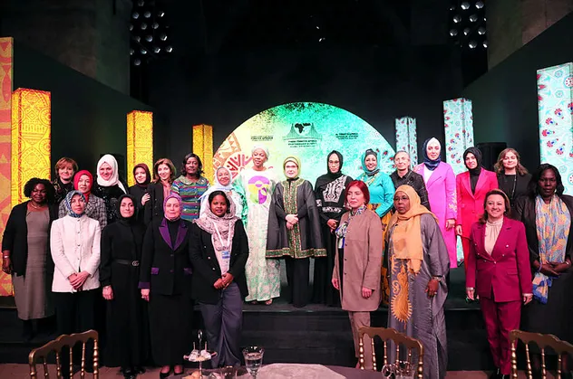 Emine Erdoğan Afrikalı "first lady"ler ile bir araya geldi