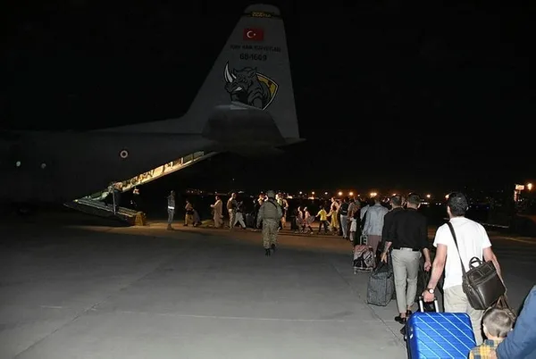son-dakika-msb-acikladi-afganistanda-gorevli-turk-askerleri-yurda-donuyor-1629920577064.jpg SON DAKİKA! MSB açıkladı: Afganistan'da görevli Türk askerleri yurda dönüyor-2