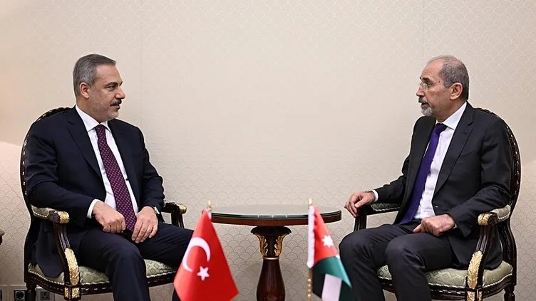 Dışişleri Bakanı Hakan Fidan, Ürdün Dışişleri Bakanı es-Safedi ile görüştü!