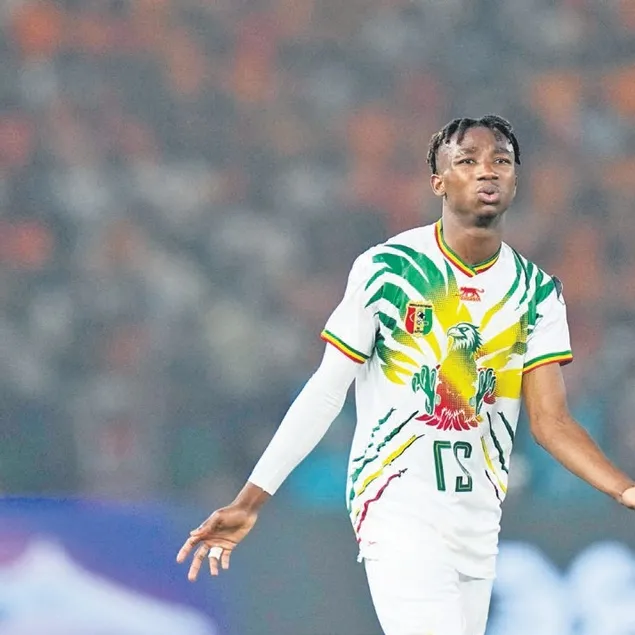 Nene’den sevindiren performans