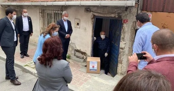 iyi-partili-lutfu-turkkan-cark-etti-ak-partiyi-elestireyim-derken-fotograf-chplilerin-cikinca-paylasimini-sildi-1618598255047.jpeg İYİ Partili Lütfü Türkkan patladı! AK Parti'yi eleştirdiği fotoğraf CHP'lilere ait çıkınca rezil rüsva oldu...-4