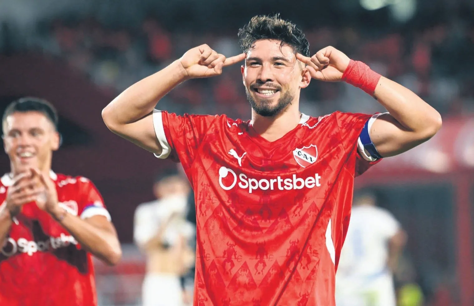 Aslan Loyola'nın peşinde! Kulübü bırakmıyor...
